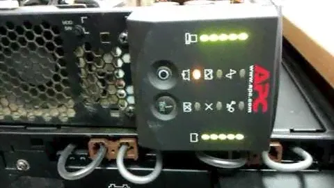 APC Smart-UPS RT 1000 уходит в перегрузку